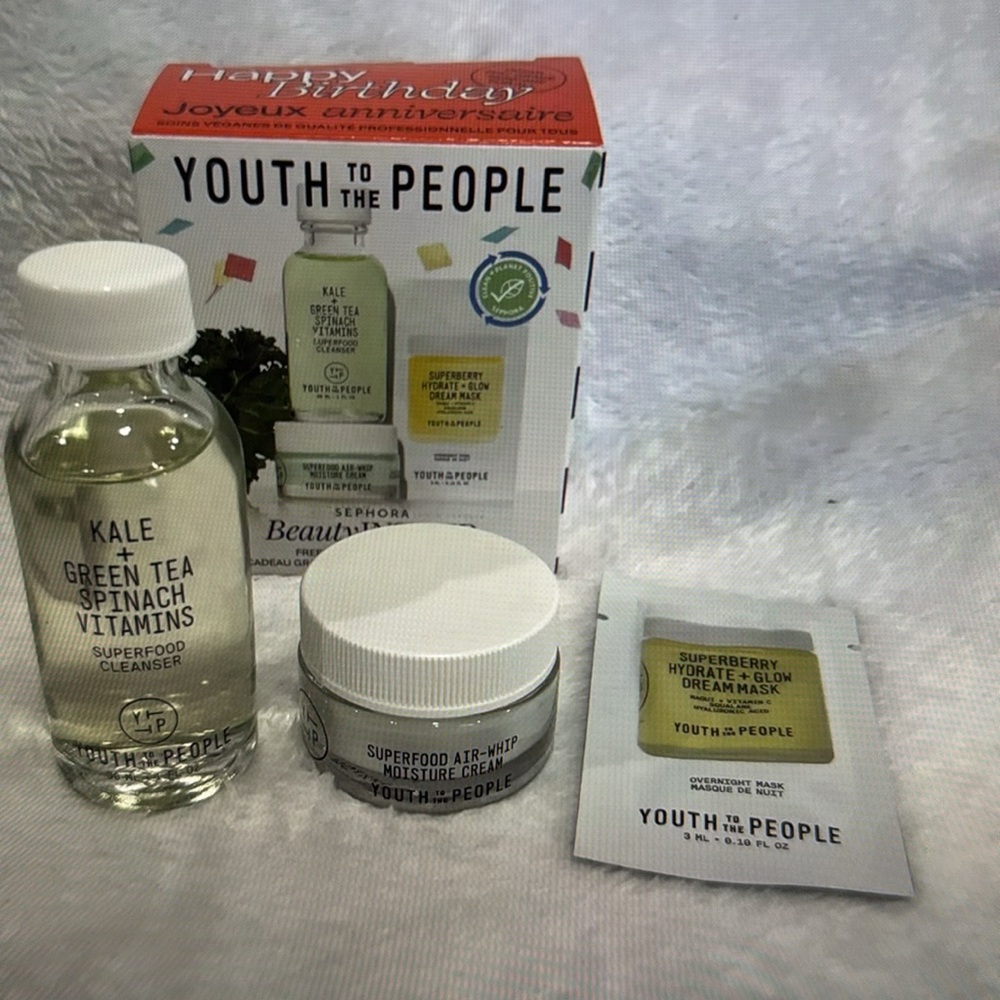 SOLD!!! SEPHORA BEAUTY INSIDER YOUTH to the People Set: Cleanser, cream and mask - Picture 3 of 3